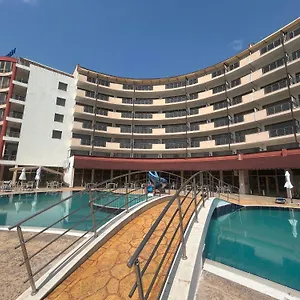 4* Отель Berlin Park
